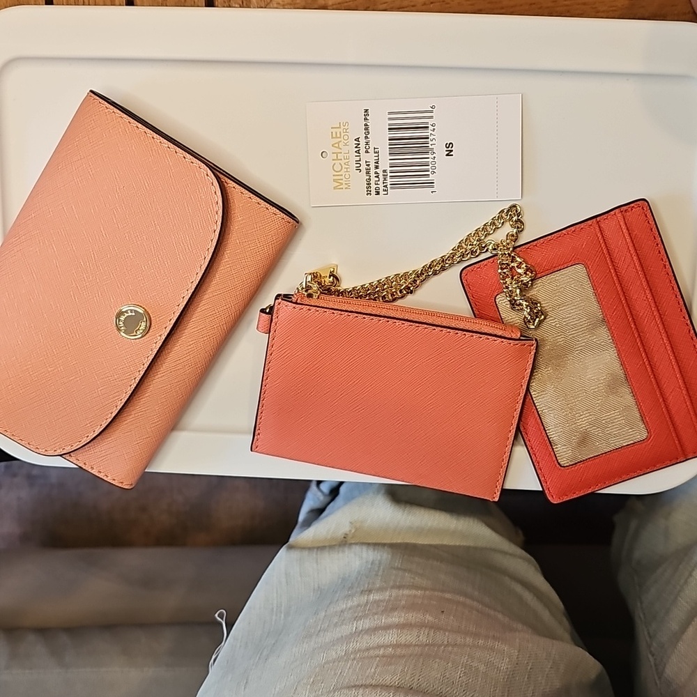 Michael Kors Juliana Medium Flap Wallet Pink